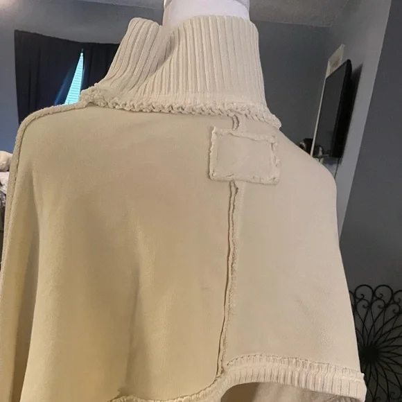 Free People Cream We the Free New Shrug one of a kind - Picture 6 of 6